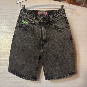 Empyre Tori Black Acid Wash Denim Shorts. Size 0
